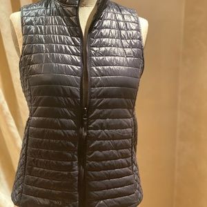 Vineyard Vines Black Vest